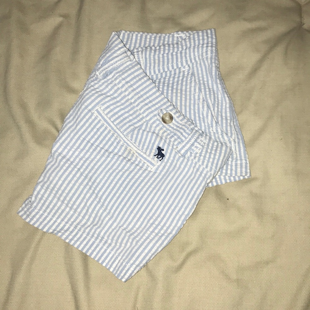 Seersucker shorts!